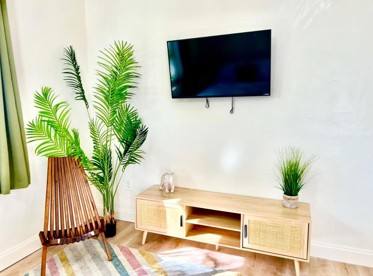 Enchanting Cozy Apartment 10 Min Away From Airport, Calle 8, Brickell, Coral Gables, The Beach And More! Маямі Екстер'єр фото
